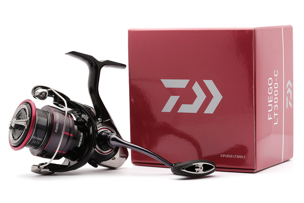 KOŁOWROTEK DAIWA 23 FUEGO LT 3000-CXH