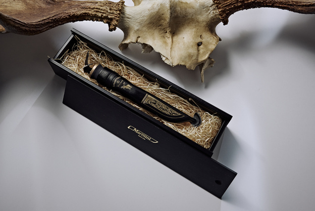 NÓŻ WĘDKARSKI MARTTIINI MOOSE BLACK IN WOODEN BOX - 19,5cm