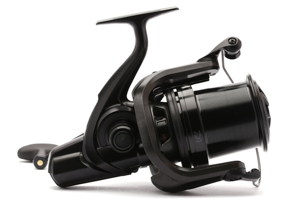 KOŁOWROTEK DAIWA CROSSCAST SPOD 45 SCW QD