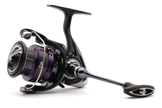 KOŁOWROTEK DAIWA 24 PROREX X LT 2500