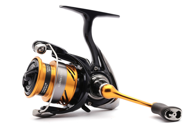 KOŁOWROTEK DAIWA 23 REVROS LT 1000