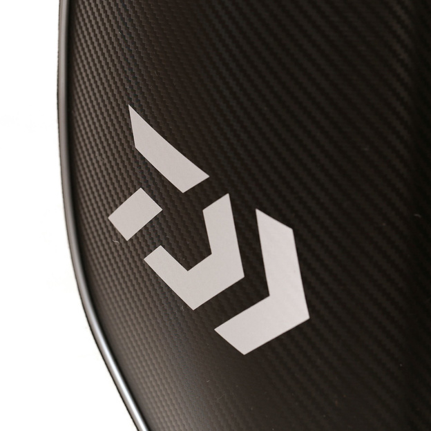 SZTYWNY POKROWIEC JEDNOKOMOROWY DAIWA 145cm