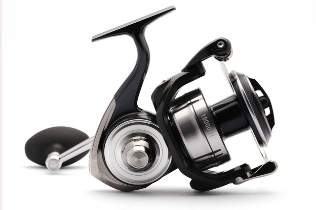 KOŁOWROTEK DAIWA CERTATE SW 10000-H