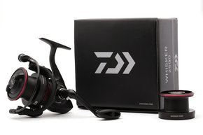 KOŁOWROTEK DAIWA WHISKER 25 QD