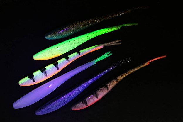 GUMA SAVAGE GEAR MONSTER SLUG 20cm - GREEN SMELT