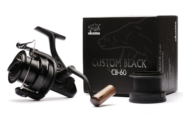 KOŁOWROTEK OKUMA CUSTOM BLACK CB-60