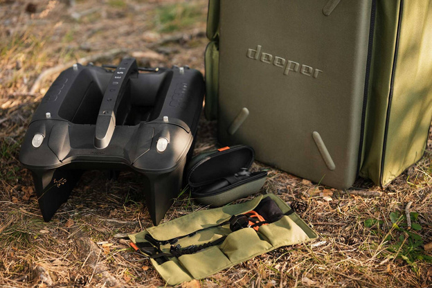 ŁÓDKA ZANĘTOWA DEEPER QUEST