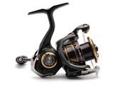 KOŁOWROTEK DAIWA 22 CALDIA MQ LT 2000D