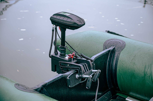 SILNIK ZABURTOWY RHINO CR30VF