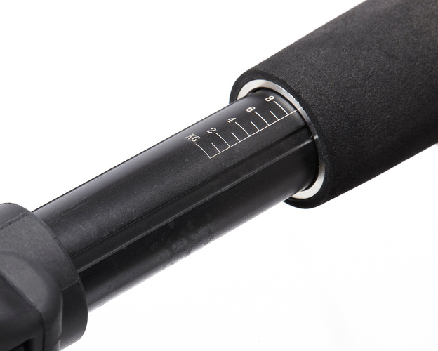 SKŁADANY PODBIERAK SAVAGE GEAR PRO FINEZZE Z WAGĄ L/20kg