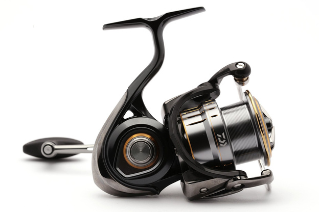 KOŁOWROTEK DAIWA LUVIAS AIRITY LT3000