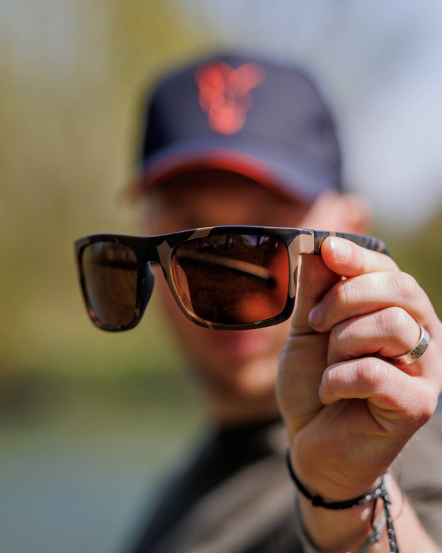 OKULARY POLARYZACYJNE FOX AVIUS CAMO BLACK- BROWN LENS