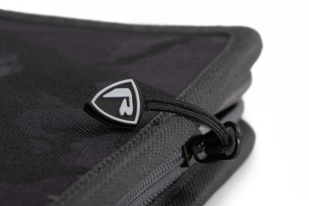 ETUI NA DOKUMENTY FOX RAGE CAMO VOYAGER