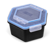 PUDEŁKO NA PRZYNĘTY ZEBCO SECURE-LOCK BAIT BOX + SITO 2,0l