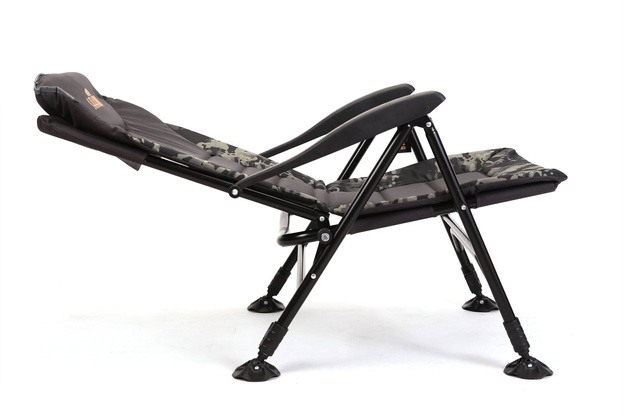 FOTEL WĘDKARSKI Z REGULACJĄ OPARCIA SAKANA CAMO 2