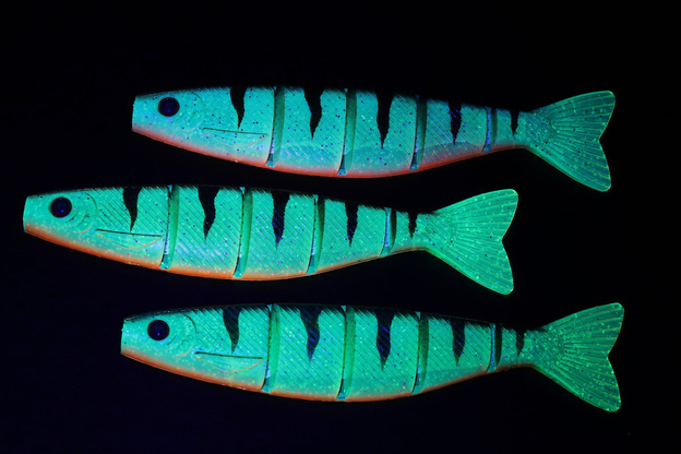 GUMA PRO SHAD JOINTED - UV PERCH - FOX RAGE