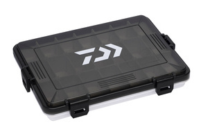 14310-000 - DAIWA PUDEŁKO D-BOX SS SMOKE 21,7x16,4x3,3 cm