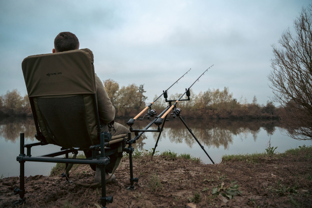 KRZESŁO/FOTEL KORUM SUPA LITE STRETCH FEEDER S23
