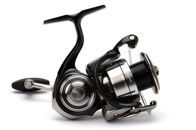 KOŁOWROTEK DAIWA CERTATE LT 2500D