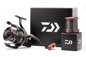 KOŁOWROTEK DAIWA TOURNAMENT BASIA 45 SCW QD