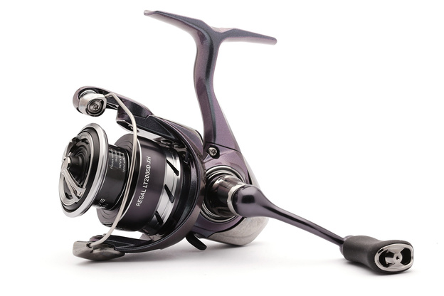 KOŁOWROTEK DAIWA 24 REGAL LT 1000D-XH