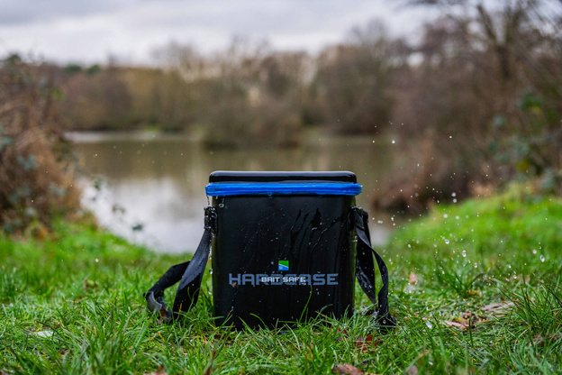 TORBA PRESTON HARDCASE BAIT SAFE