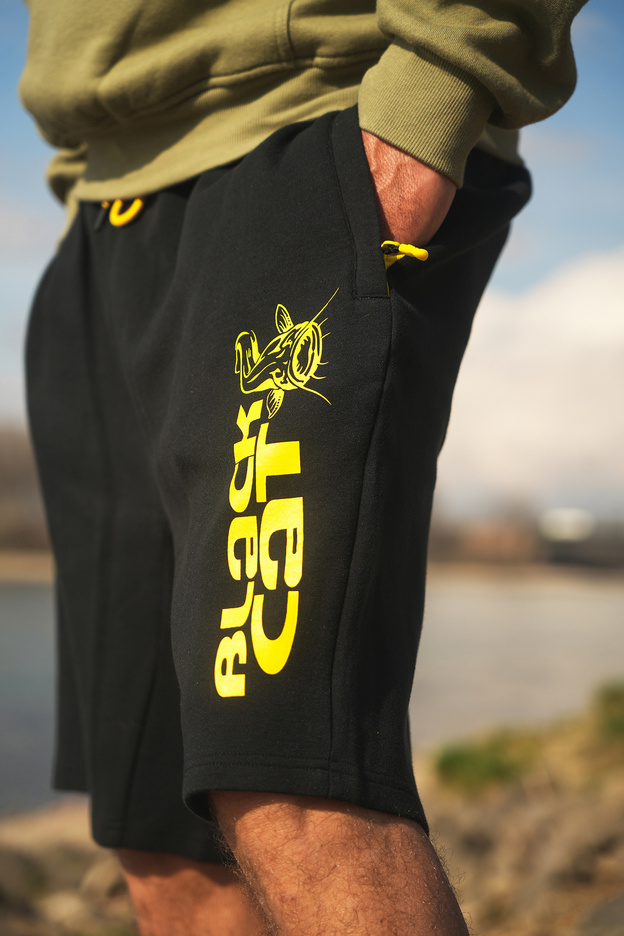 KRÓTKIE SPODENKI BLACK CAT BLACK JOGGERS SHORTS