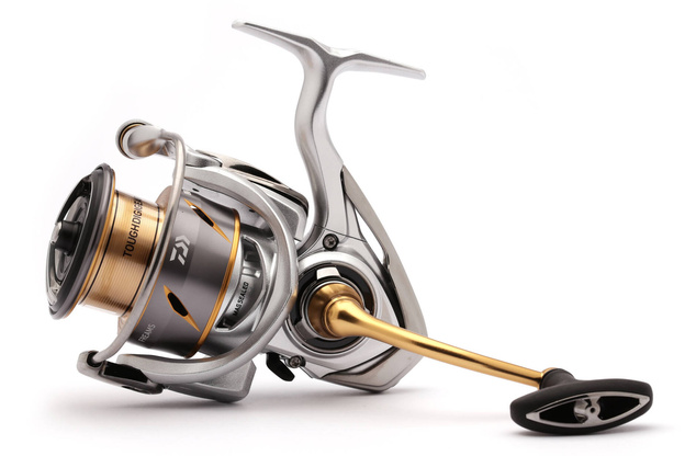 KOŁOWROTEK DAIWA 21 FREAMS LT 4000-C