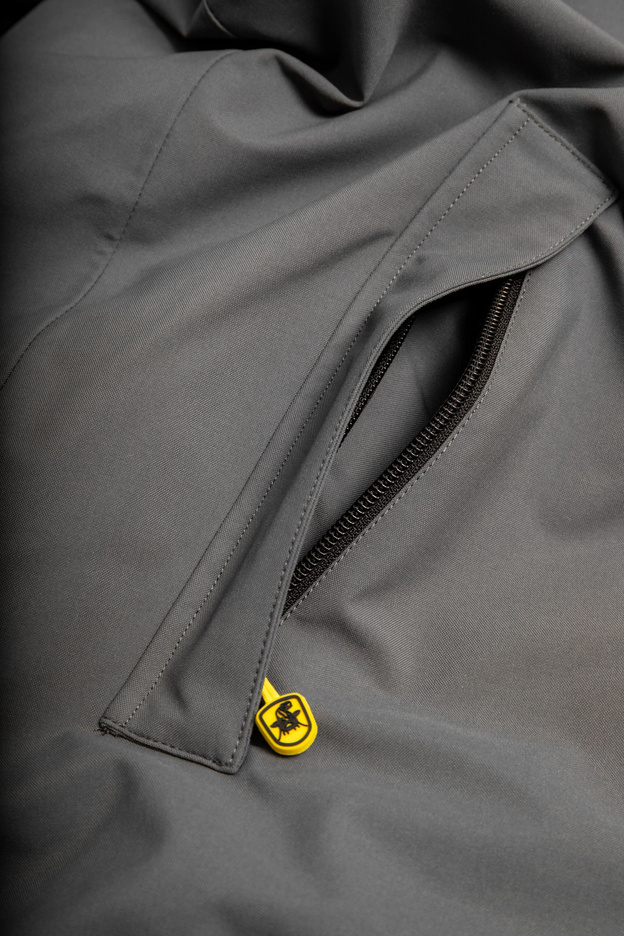 WODOODPORNA KURTKA WĘDKARSKA BLACK CAT SHIELD STORM JACKET