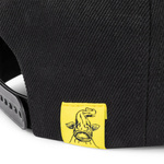 CZAPKA Z DASZKIEM BLACK CAT BLACK FLAT PEAK