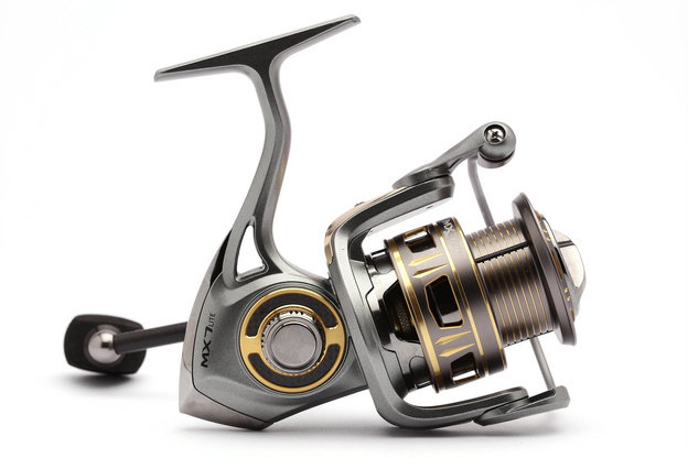 KOŁOWROTEK MITCHELL MX7 LITE 3000SHS