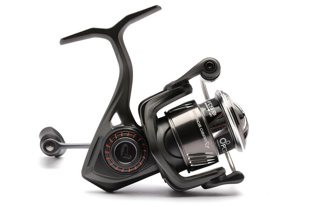 KOŁOWROTEK SAVAGE GEAR FAZOR C2000