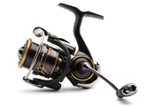 KOŁOWROTEK DAIWA 22 CALDIA MQ LT 2000S-H