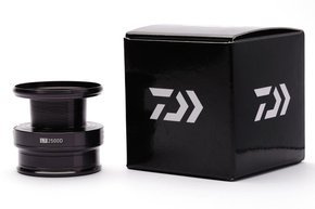 UNIWERSALNA SZPULA DO KOŁOWROTKA DAIWA LT 2500D
