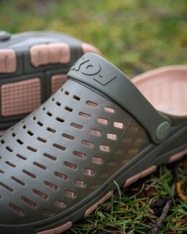 KLAPKI FOX KHAKI CLOGS