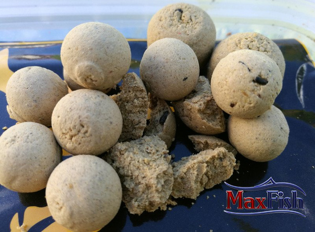 KULKI HACZYKOWE INVADER DRACULA 250ml